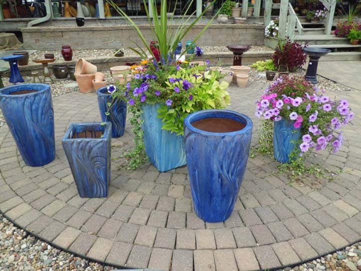Dutch Meadows Garden Center & Landscaping Garden Centers Pella, IA
